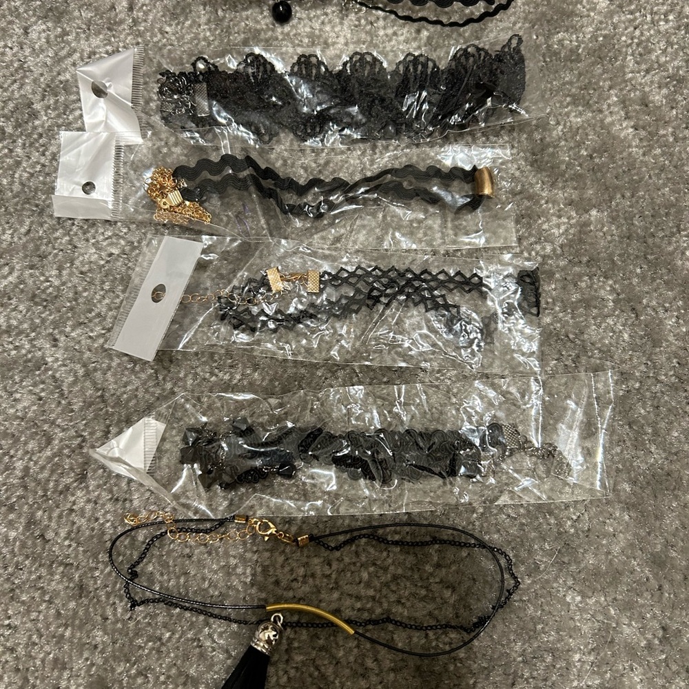 Choker set from Amazon.